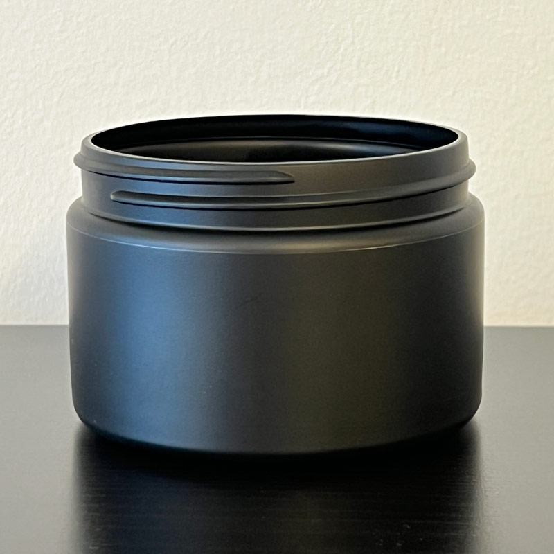 Zylindrische Dose von sanupharm